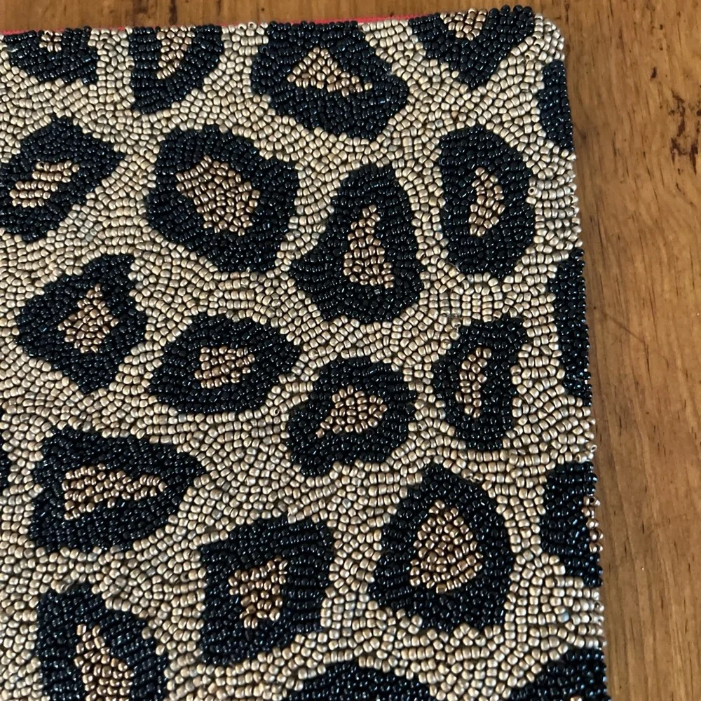 Smithsonian Animal Print Save A Species Beaded Bag NWT